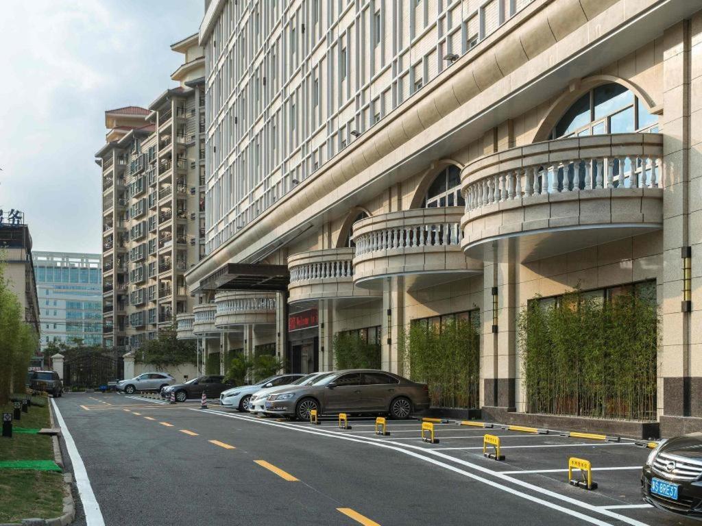 Готель Ibis Dongguan Dongcheng Екстер'єр фото