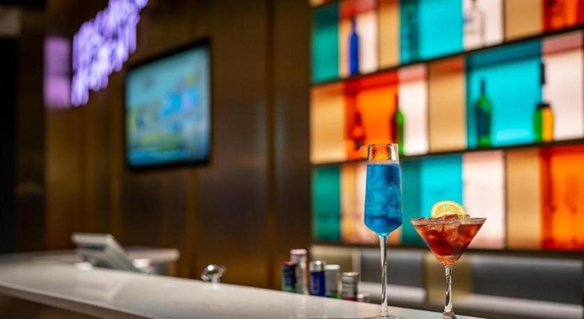 Готель Ibis Dongguan Dongcheng Екстер'єр фото