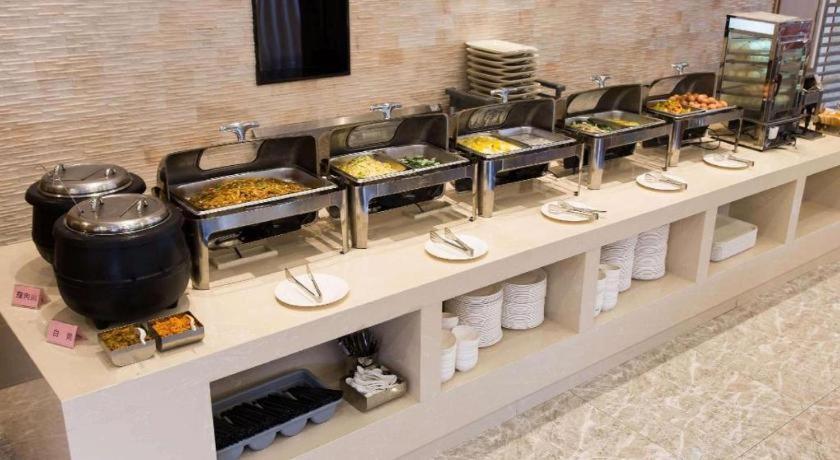 Готель Ibis Dongguan Dongcheng Екстер'єр фото